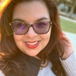 Meet your Posher, Abby